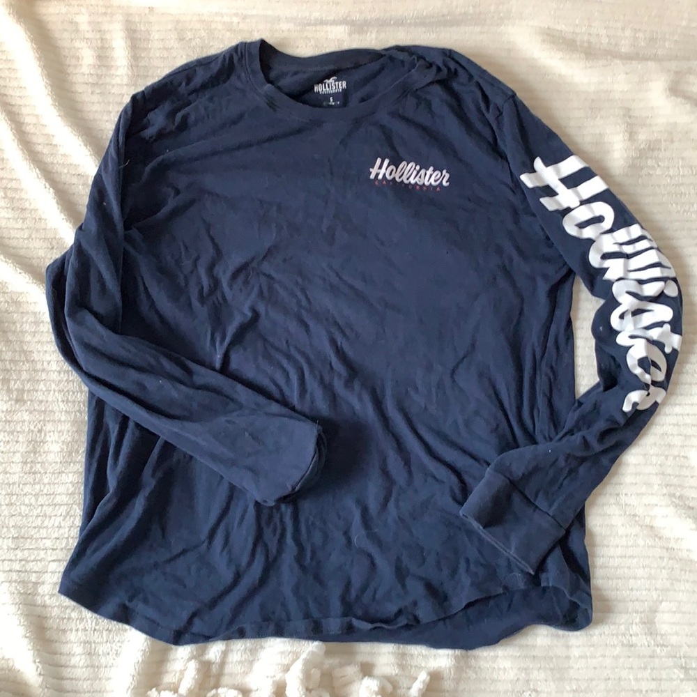 Hollister | Long Sleeve Graphic Top | Navy Blue |